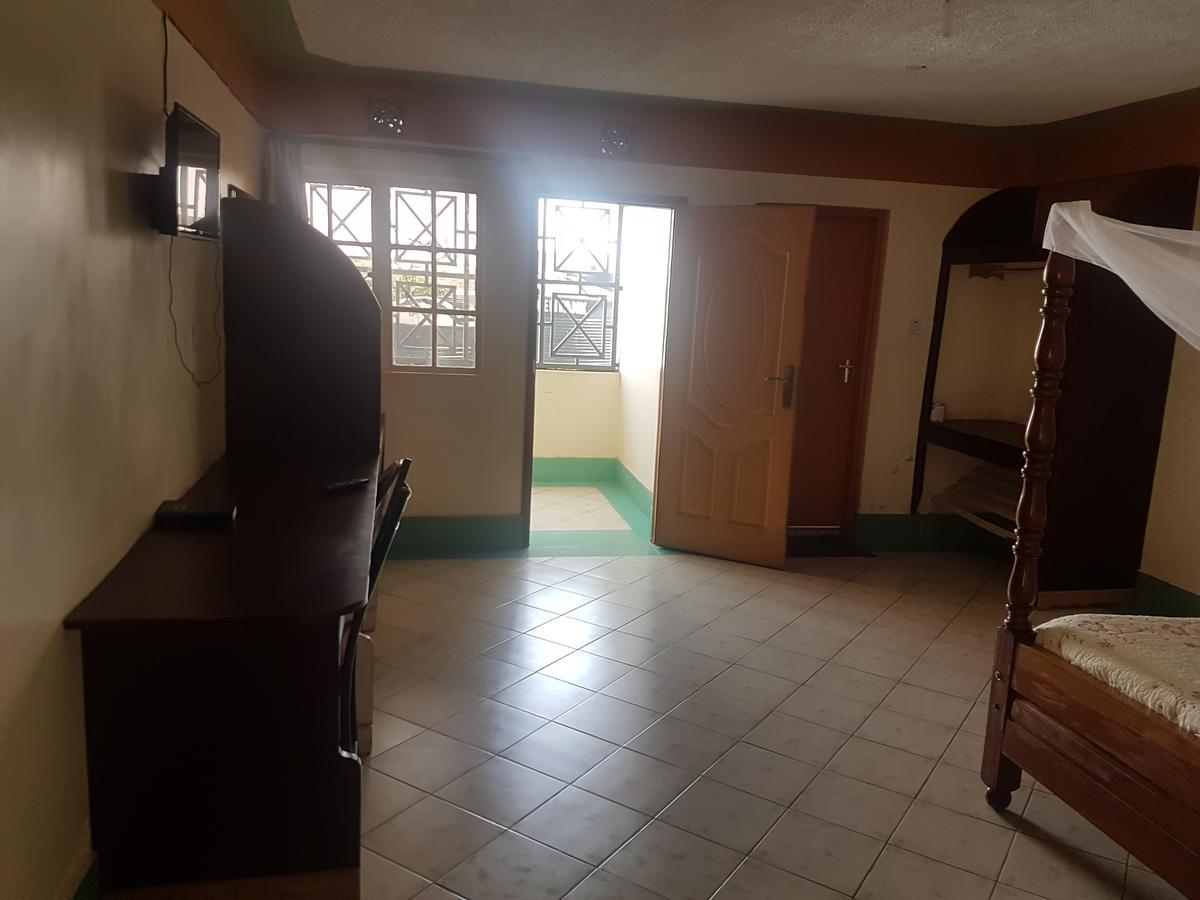 Shield Park Villa Narok Екстериор снимка