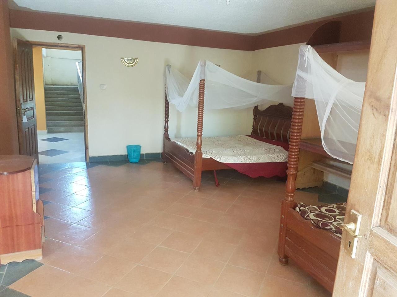 Shield Park Villa Narok Екстериор снимка